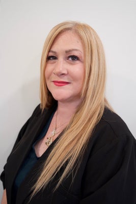 Portrait of Alana Miller, NYS LICENSED REAL ESTATE SALESPERSON